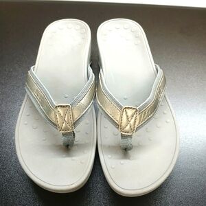Womens Sz 9 Vionic Hightide Orthodic Platform Sandals Silver/gray